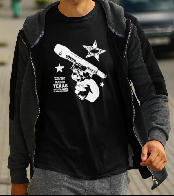 Beythoven Cowboy Carter KNTRY Radio Texas 100,000 Watts Of Healing Power Mic Pistol Star T-Shirt