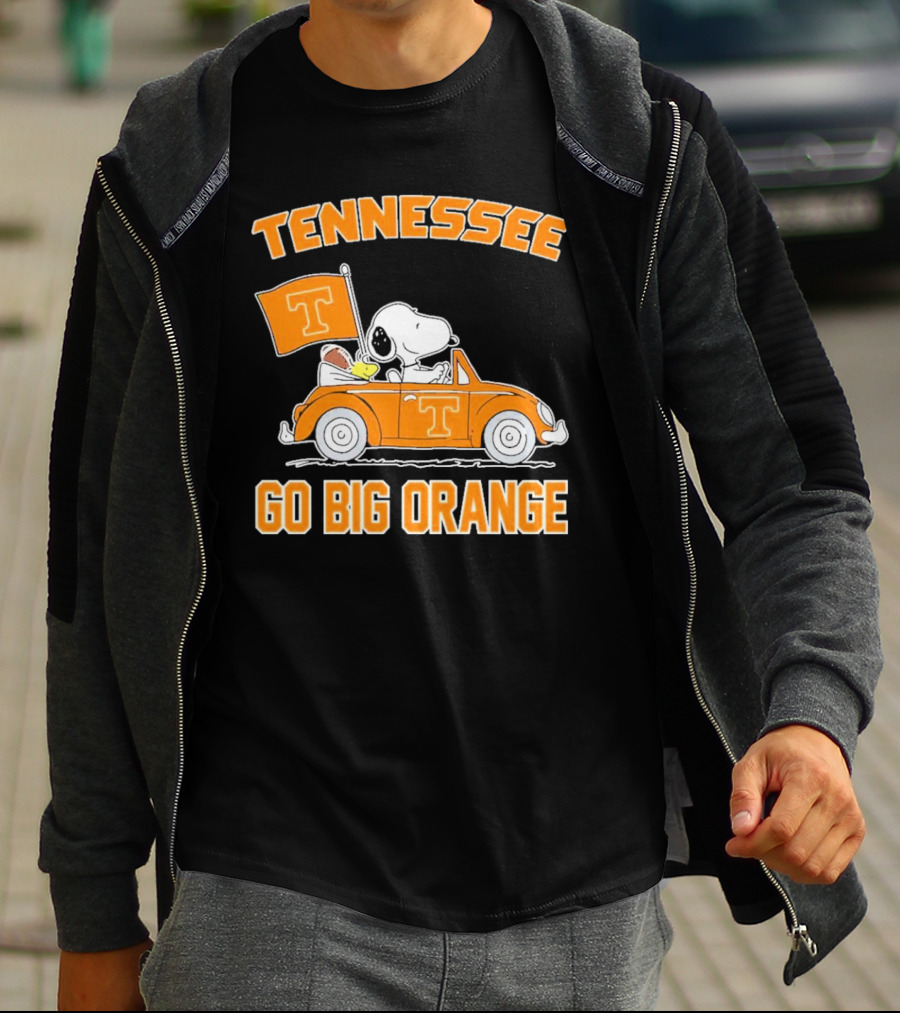 Tennessee Volunteers Snoopy Woodstock Car Go Big Orange T-Shirt