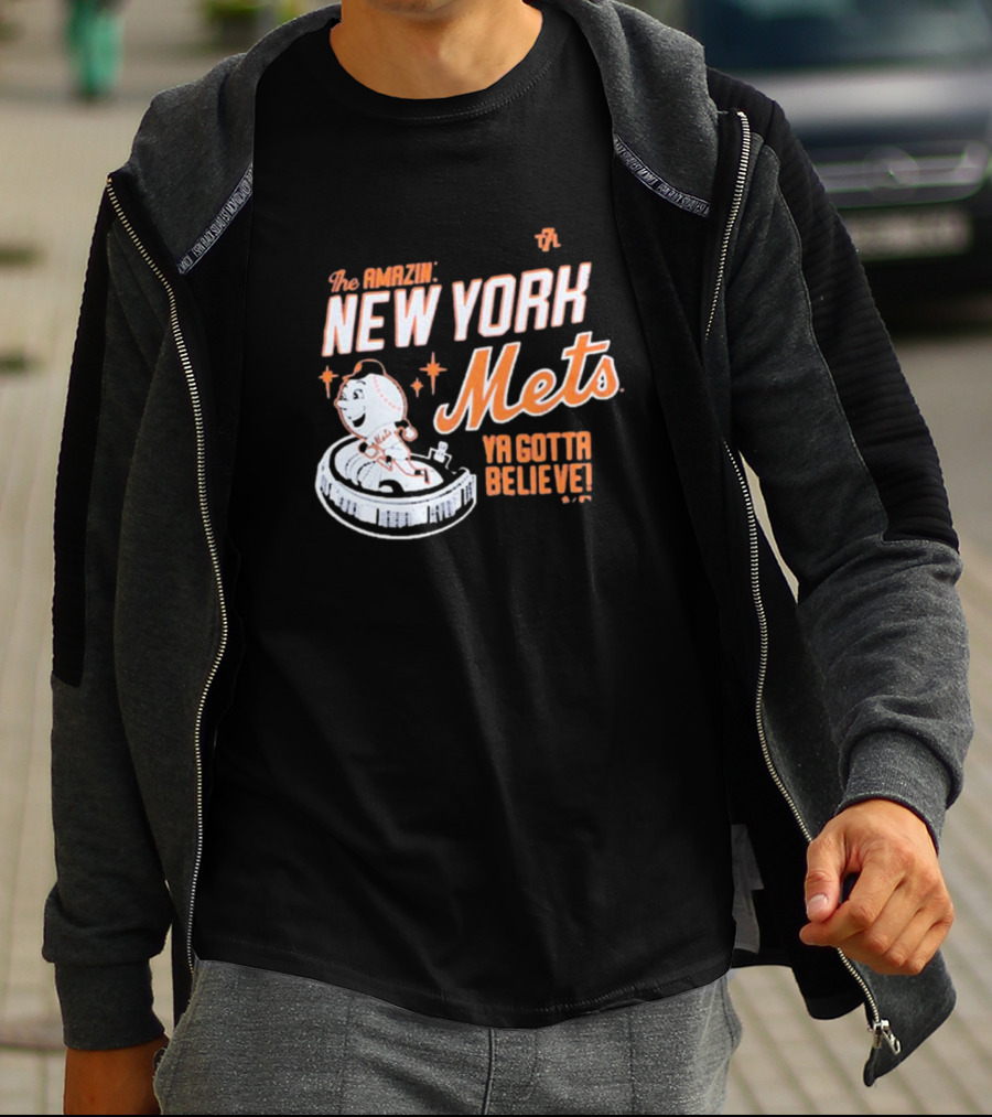 The Amazin' New York Mets Ya Gotta Believe Mr. Met T-Shirt