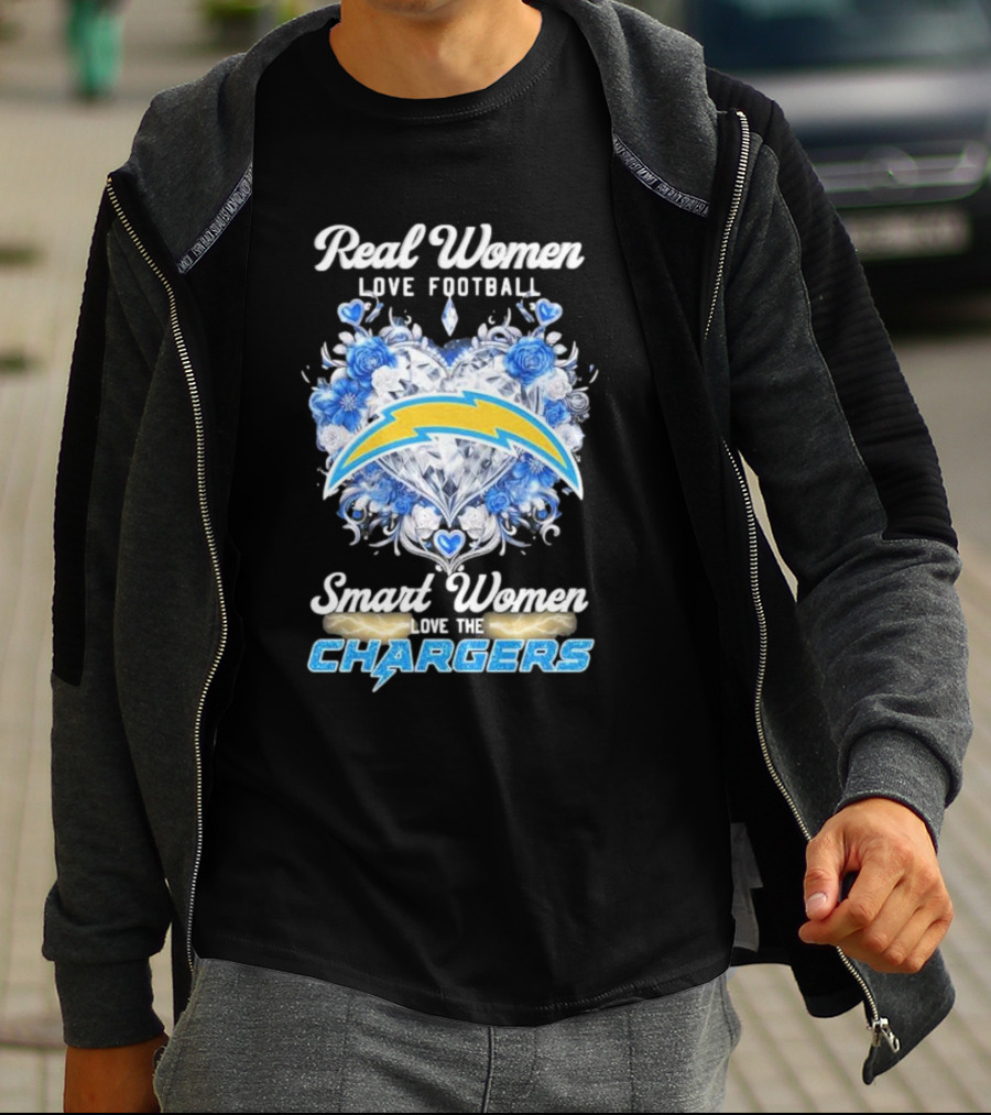 Real Women Love Football Smart Women Love The Chargers X Floral Hearts And Roses T-Shirt