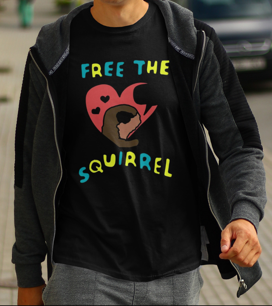 Free The Squirrel I Like Trains Heart Speech Bubble T-Shirt