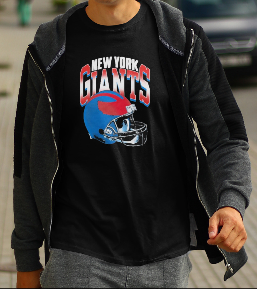 New York Giants NFL Helmet Gradient T-Shirt