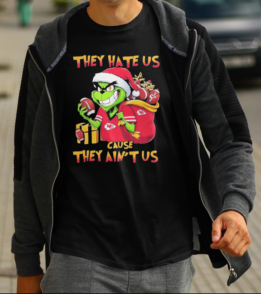 Kansas City Chiefs They Hate Us Cause They Ain’t Us Grinch Christmas Santa Football T-Shirt