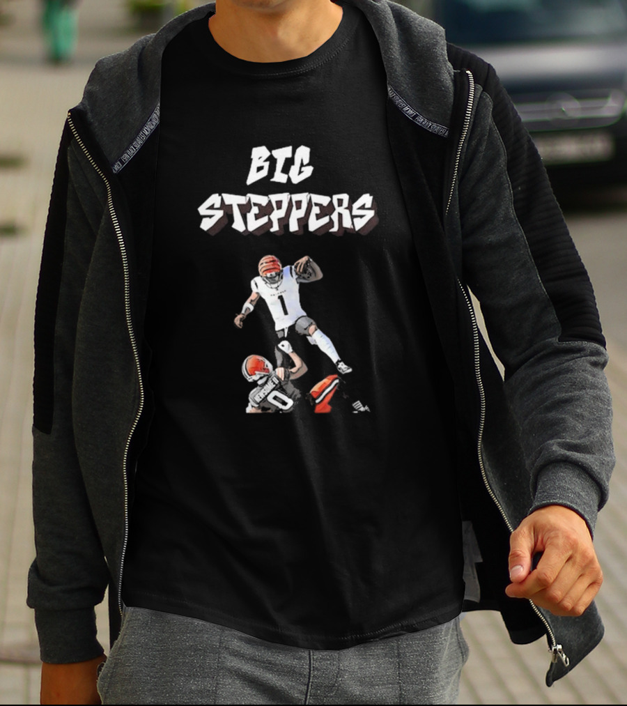 Big Steppers Ace Boogie Stripe City Football Action T-Shirt