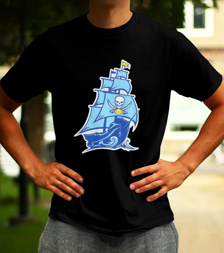 Tampa Bay Buccaneers Rays Ship Skull NFL MLB Mashup T-Shirt