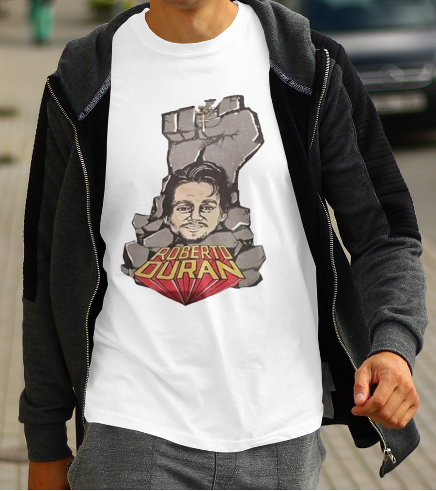 Roberto Duran Fist Breaking Through Vintage Boxing T-Shirt