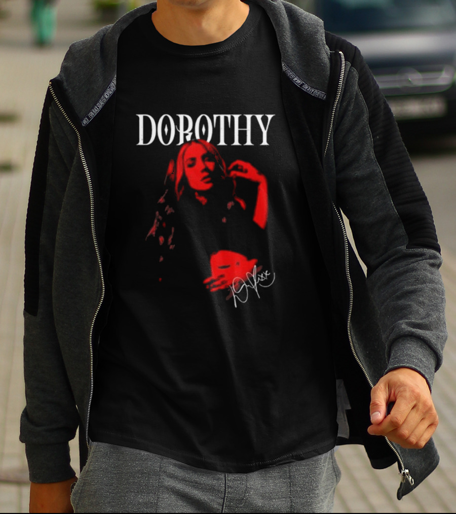 Dorothy Red Portrait Signature T-Shirt