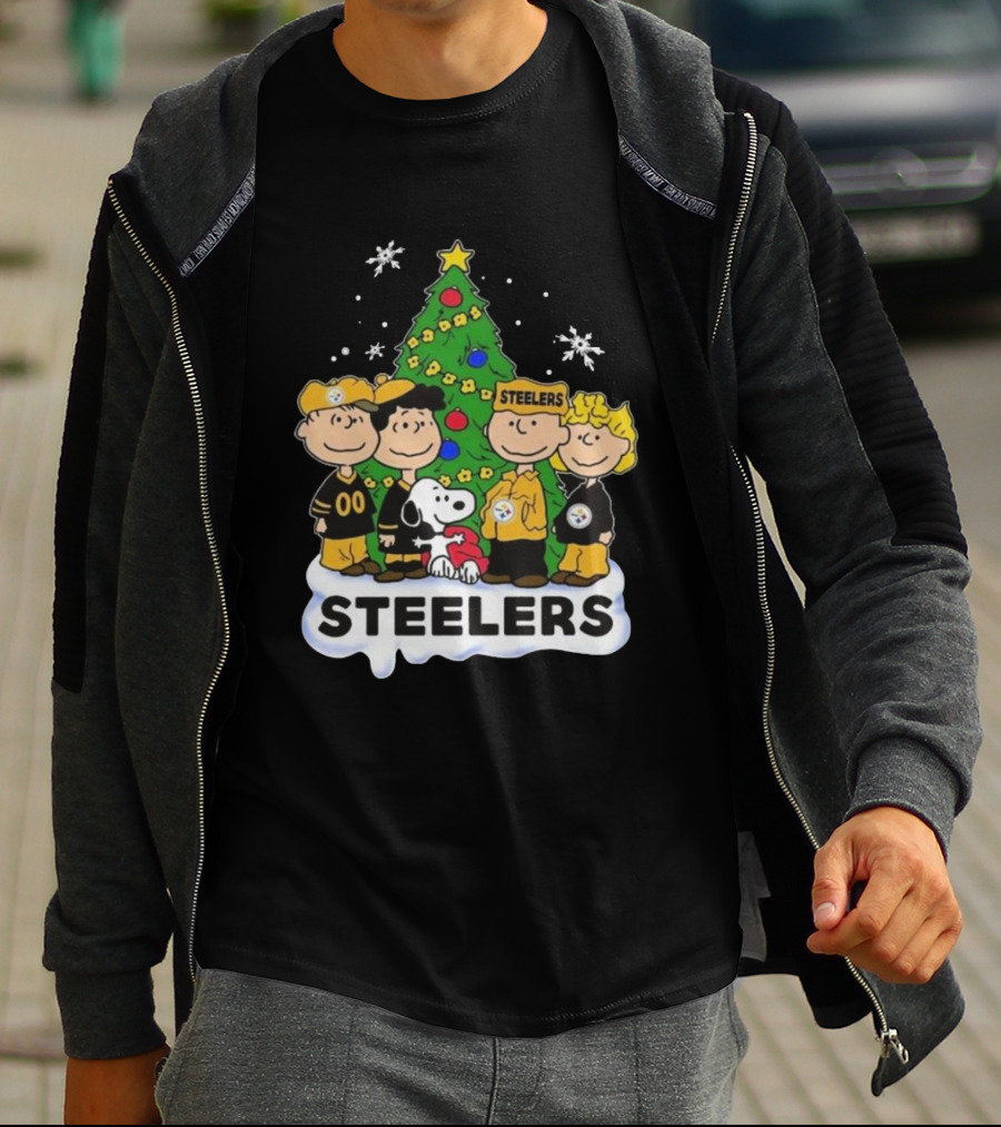 Peanuts Characters Pittsburgh Steelers Christmas T-Shirt