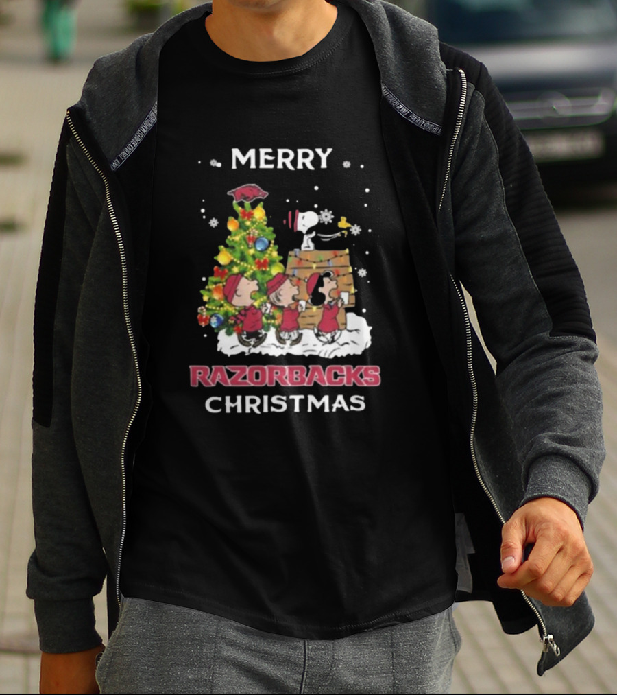 Merry Razorbacks Christmas Arkansas Snoopy And Friends T-Shirt