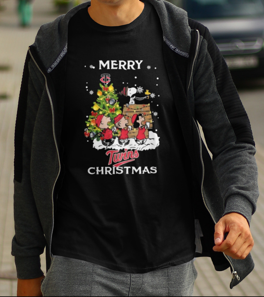 Merry Christmas Minnesota Twins Snoopy And Friends T-Shirt