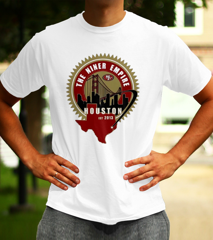 San Francisco 49ers NFL The Niner Empire Houston Est 2013 Golden Gate Bridge Skyline Badge T-Shirt