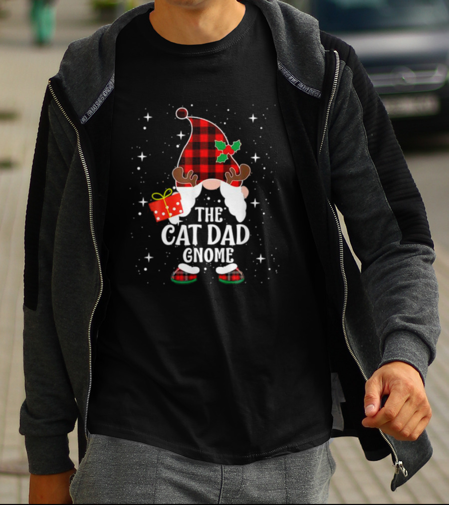 The Cat Dad Gnome Buffalo Plaid Christmas Pajama Matching Family T-Shirt
