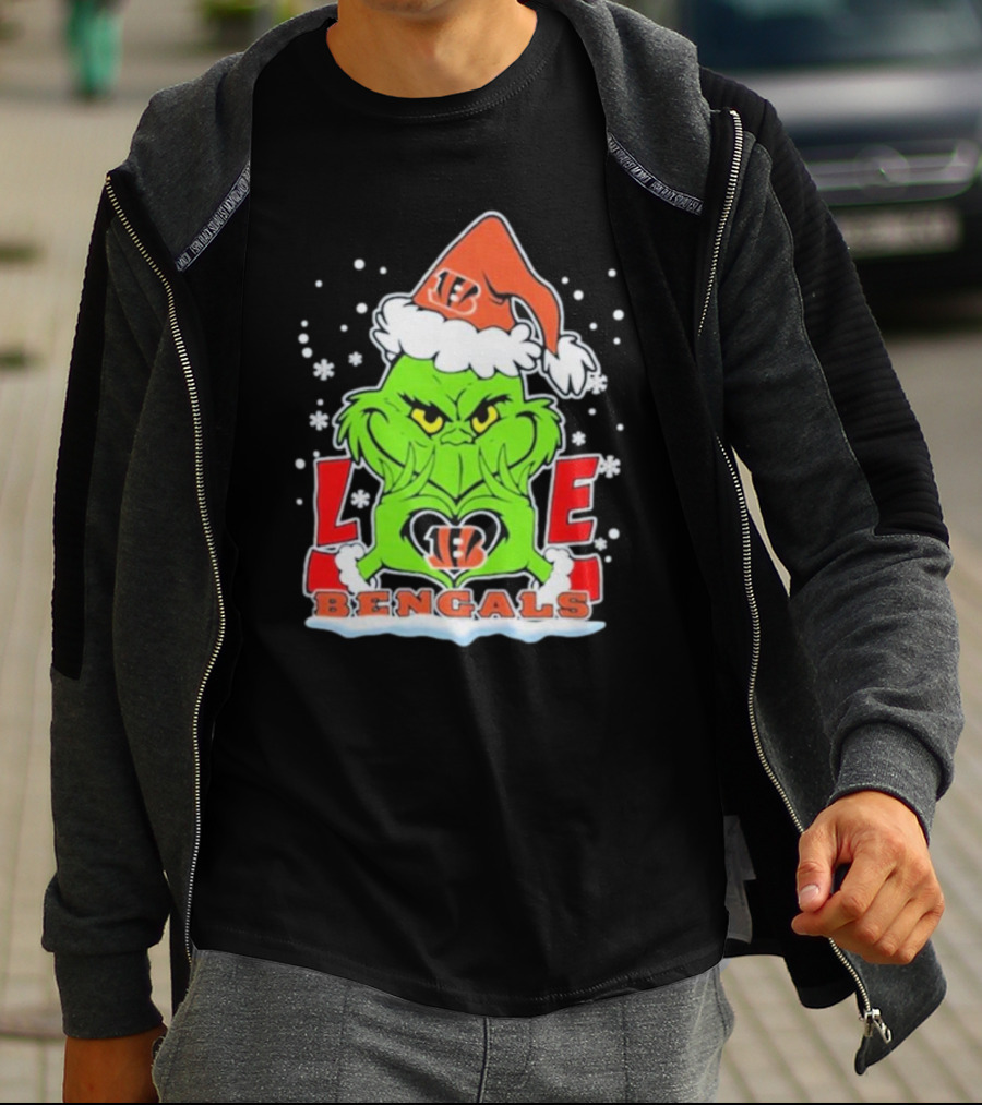 Grinch Love Cincinnati Bengals Christmas Football T-Shirt