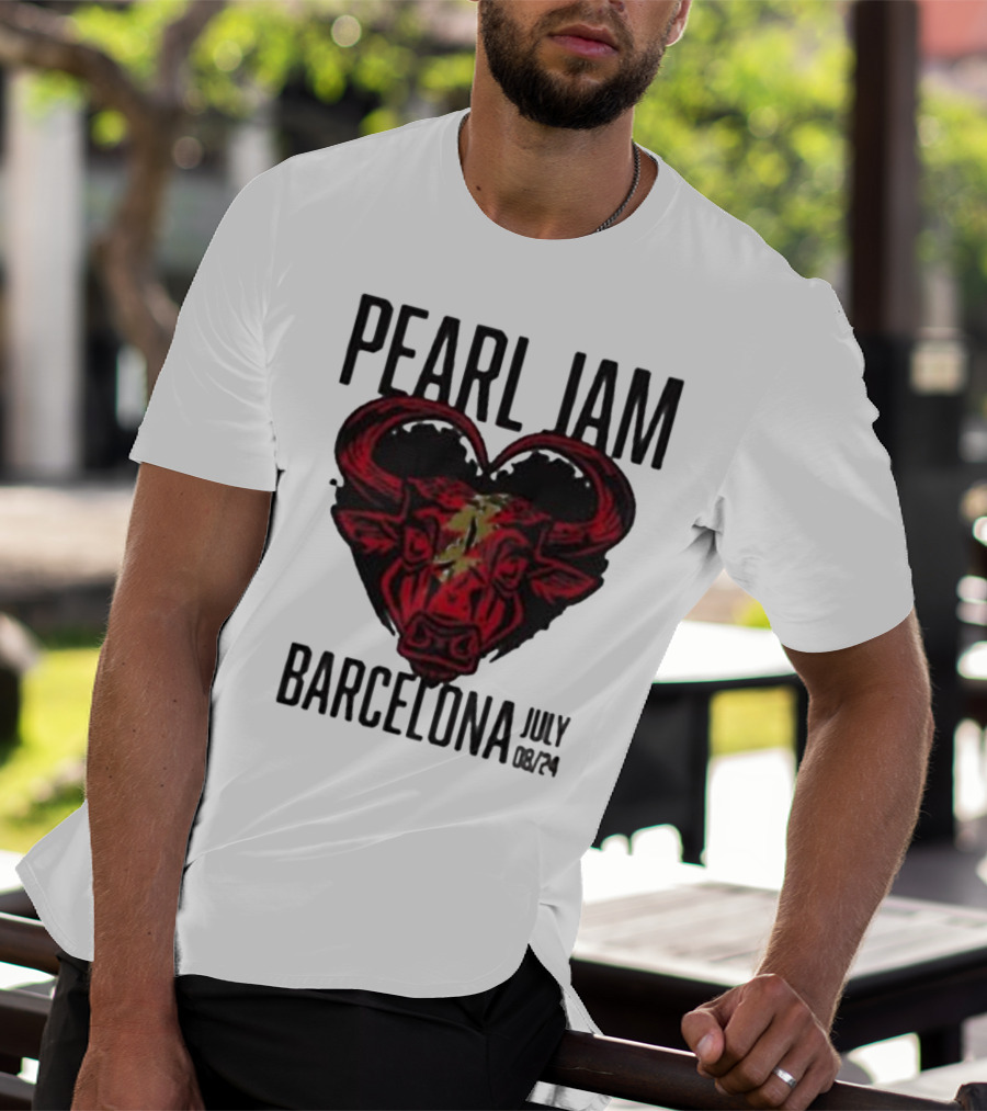 Pearl Jam Barcelona July 08/24 Bull Artwork Concert Event T-Shirt