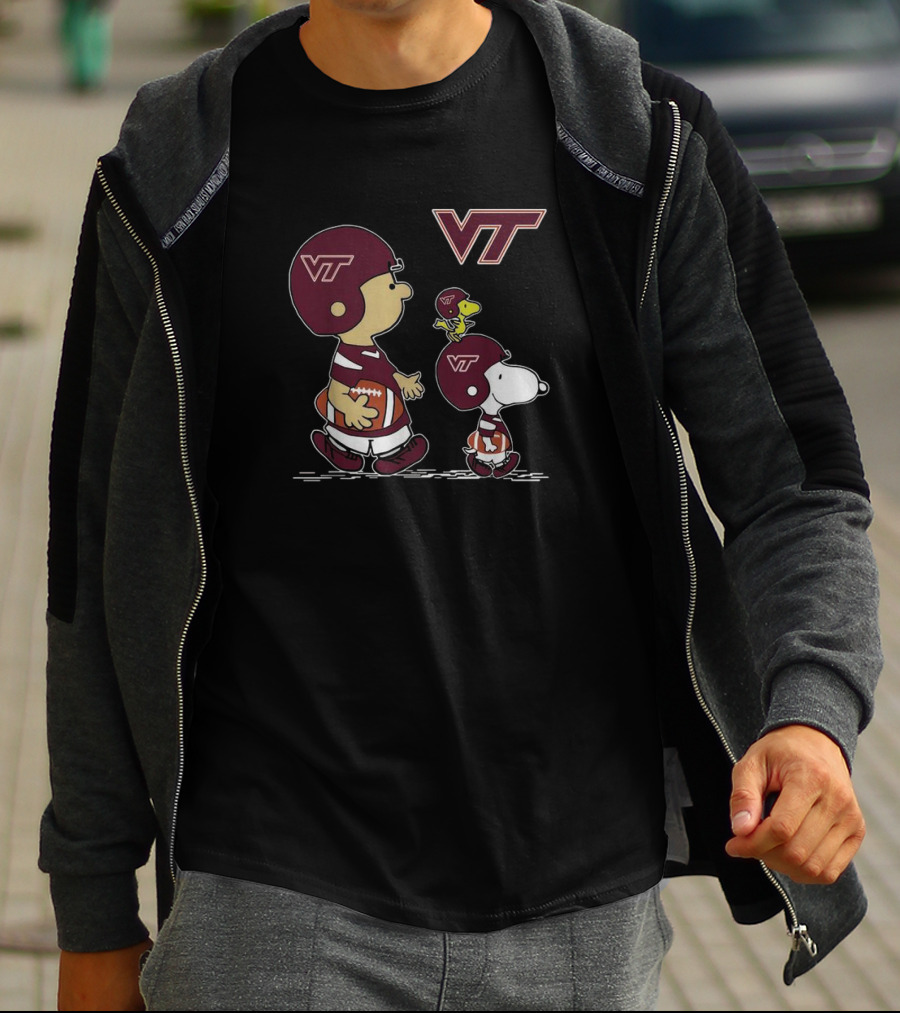 Charlie Brown Snoopy Woodstock Virginia Tech Hokies Football VT Helmet T-Shirt
