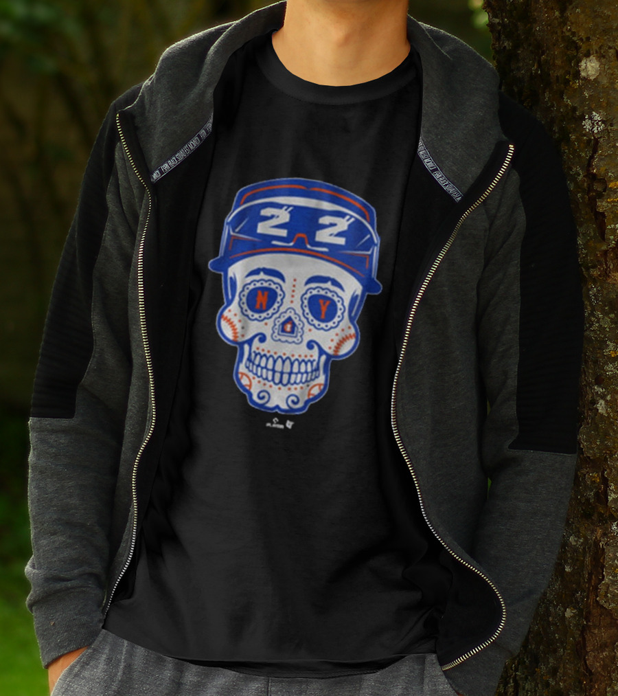 Juan Soto NY Mets Sugar Skull MLB Baseball 2025 Queens T-Shirt