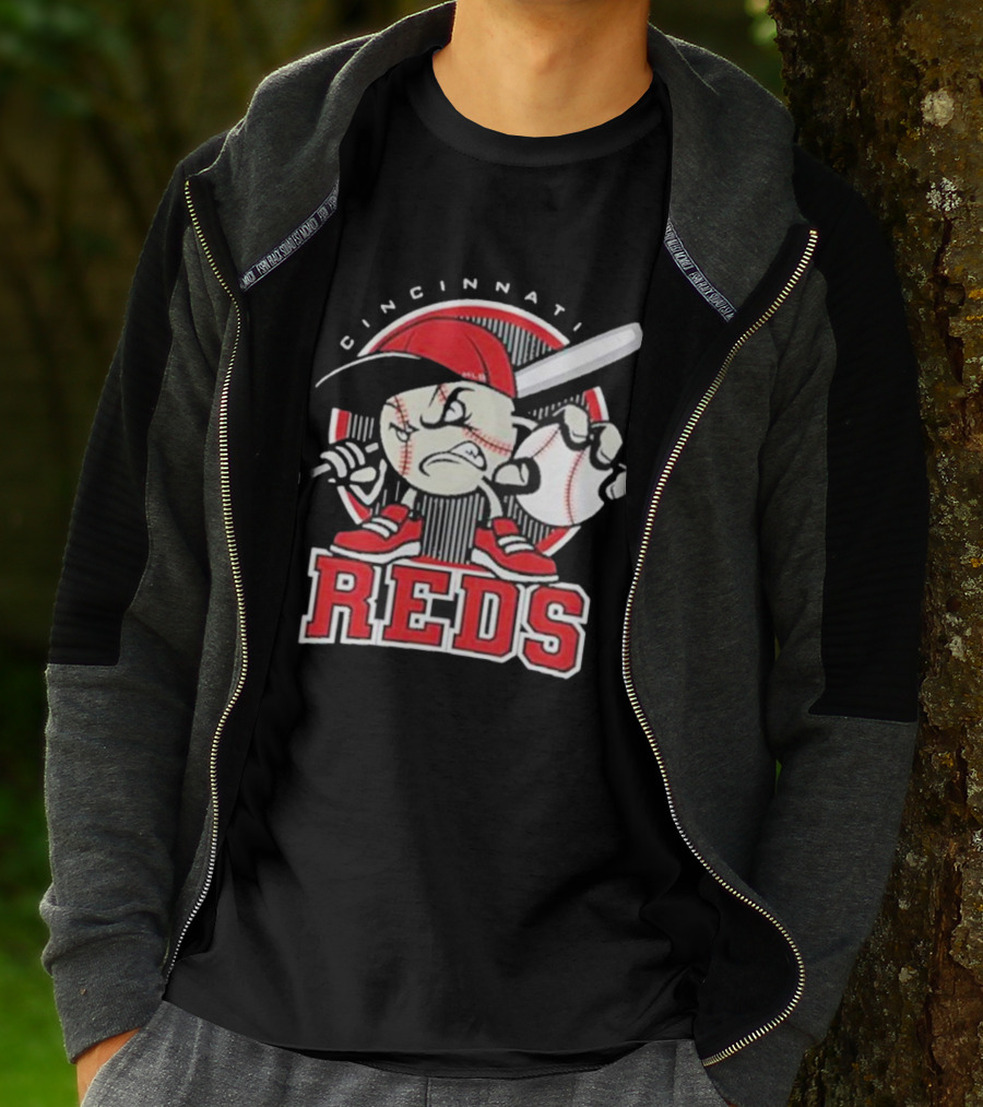 Cincinnati Reds Retro Baseball Character With Cap And Bat T-Shirt