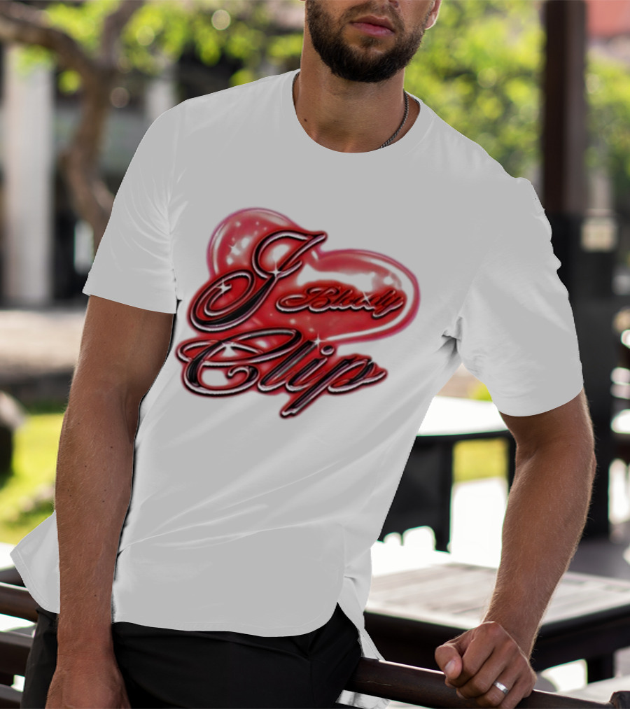 I Love Bloody Clip Heart Airbrush Imnotclip T-Shirt