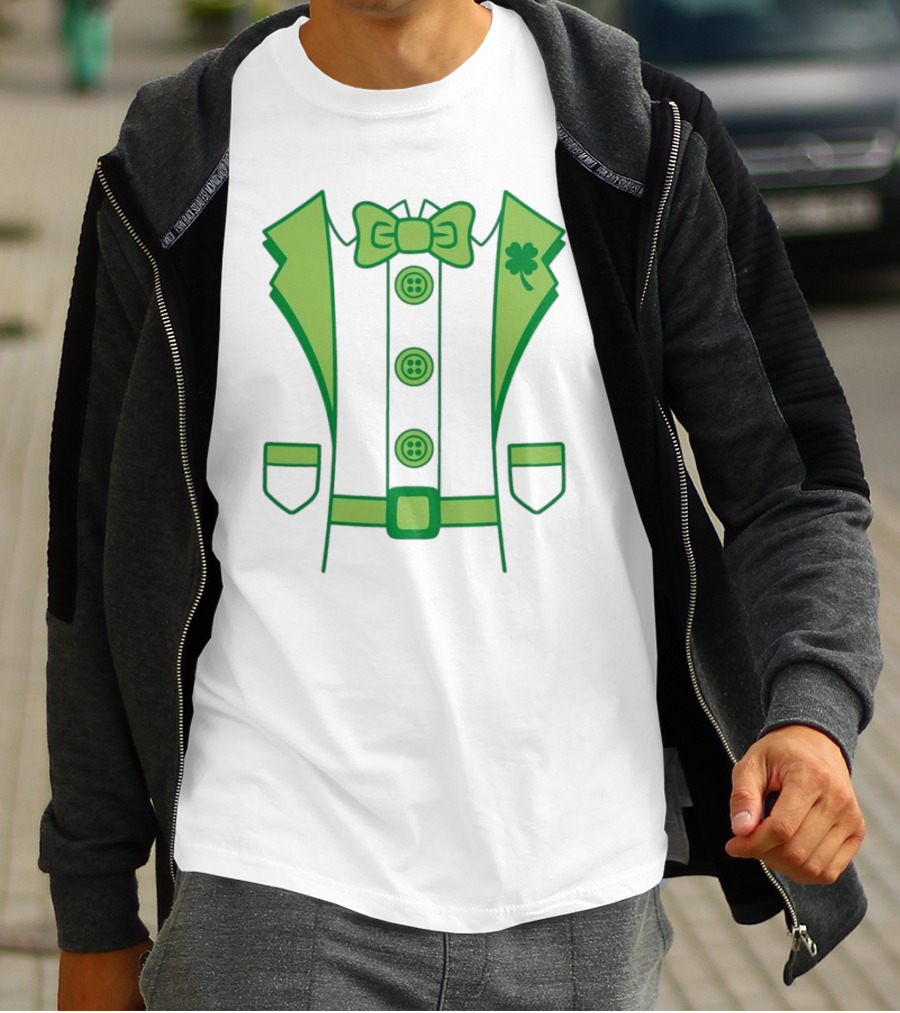 Leprechaun Suit With Bowtie And Shamrock St Patty’s Day T-Shirt