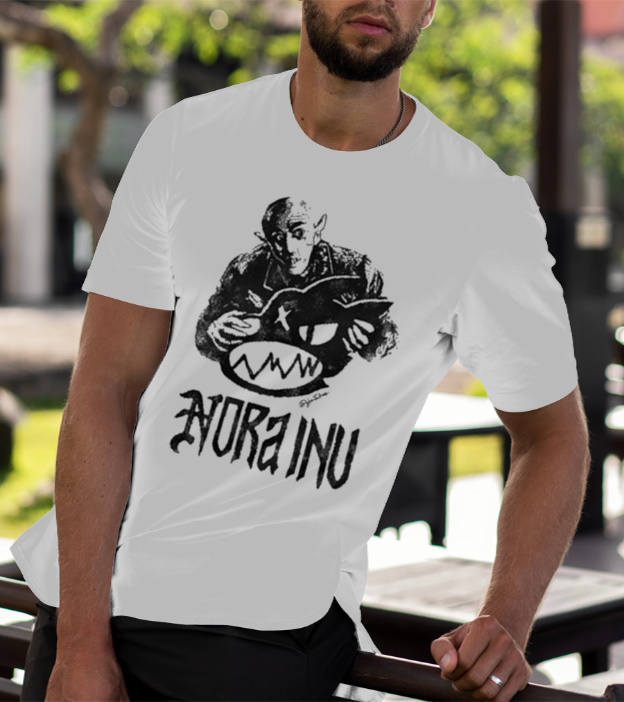 Nora Inu Vampyre Monster Art T-Shirt