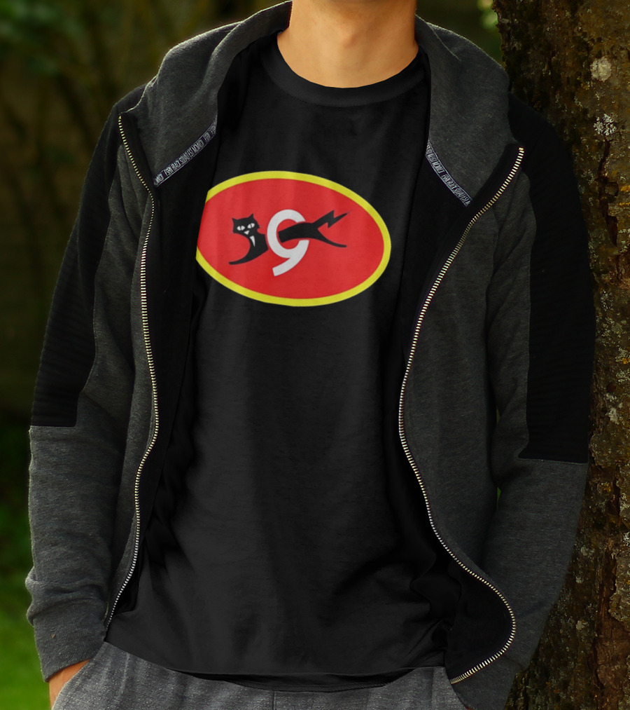 Eveready Black Cat 9 Lightning Bolt Red Oval T-Shirt