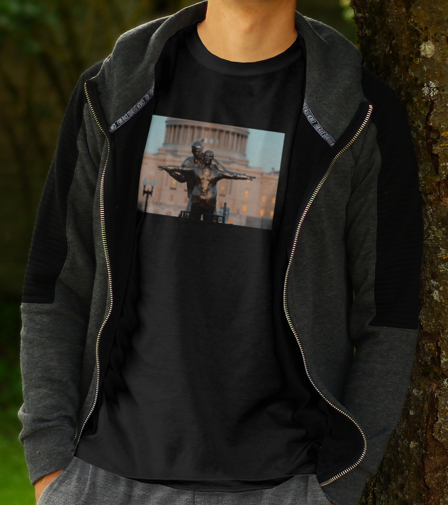 Titanic Trump Epstein Statue At Capitol Building T-Shirt