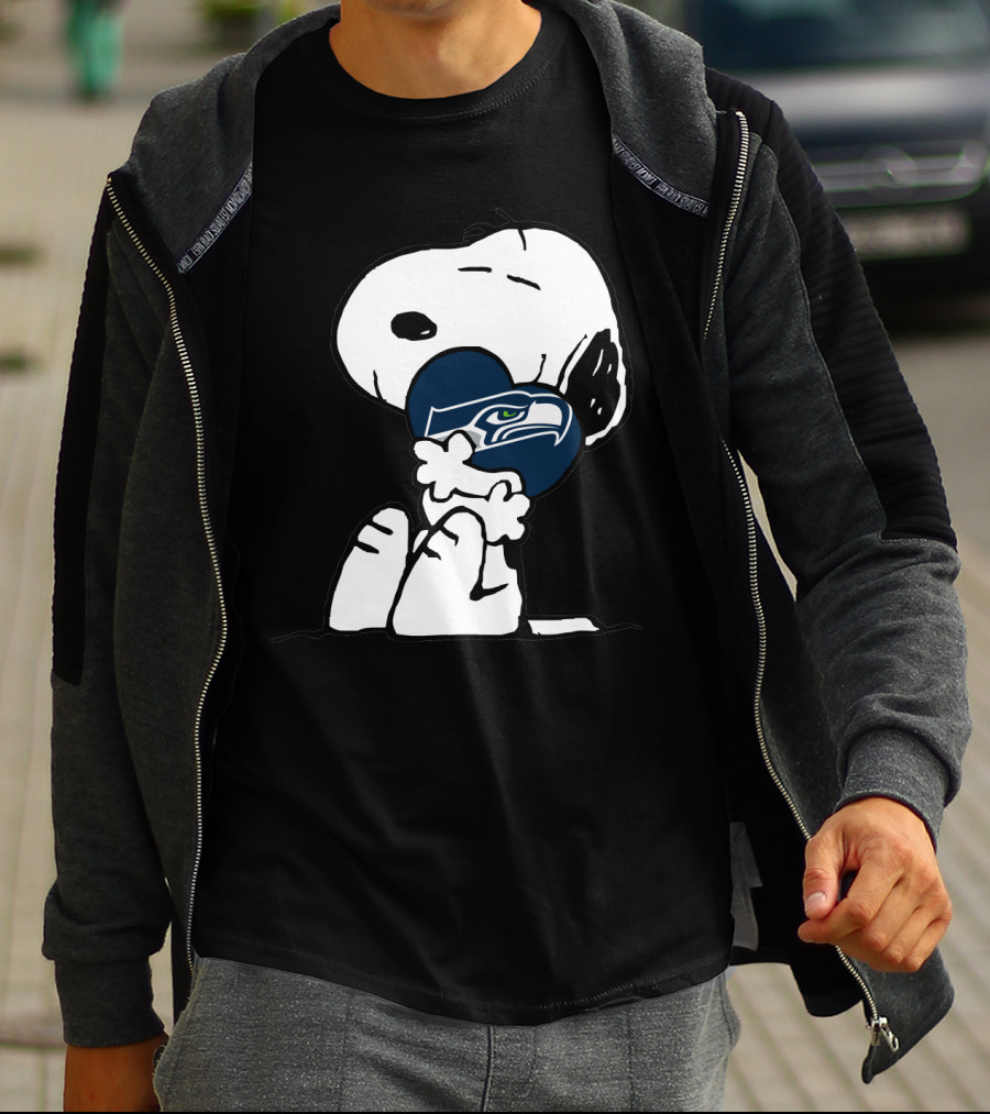 Seattle Seahawks Snoopy Hugging Heart T-Shirt