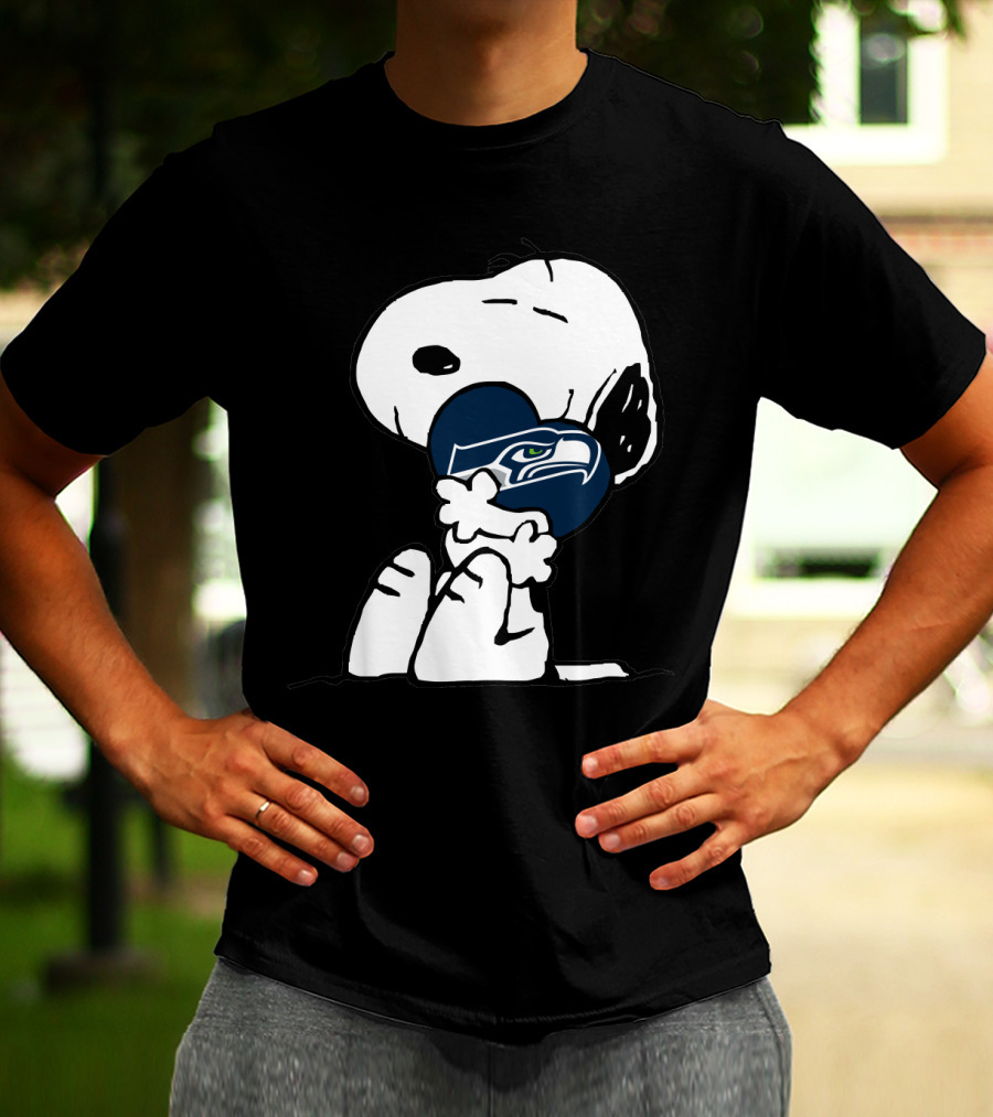 Seattle Seahawks Snoopy Hugging Heart T-Shirt
