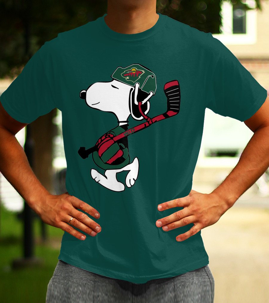 Minnesota Wild Snoopy Hockey T-Shirt