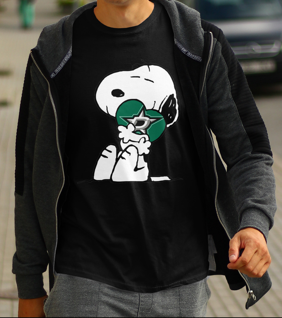 Snoopy Dallas Stars Hugging Nhl Hockey T-Shirt