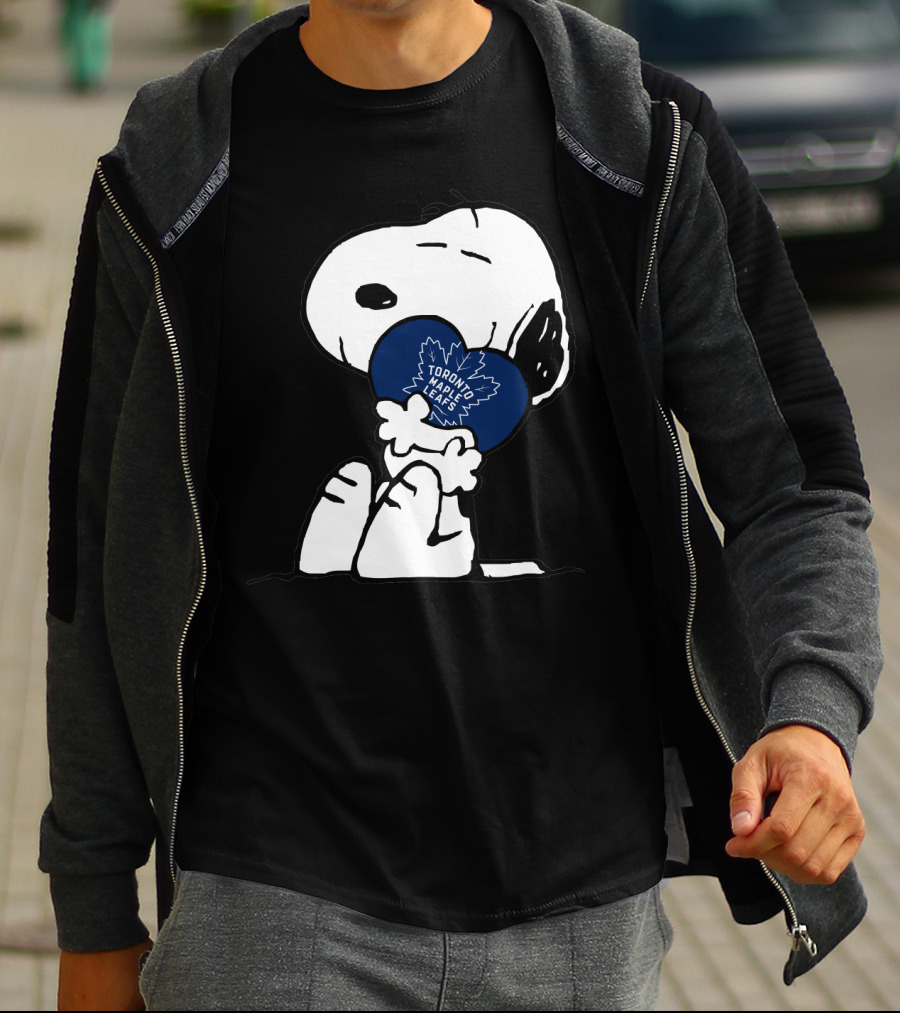 Snoopy Holding Toronto Maple Leafs Heart-Shaped T-Shirt