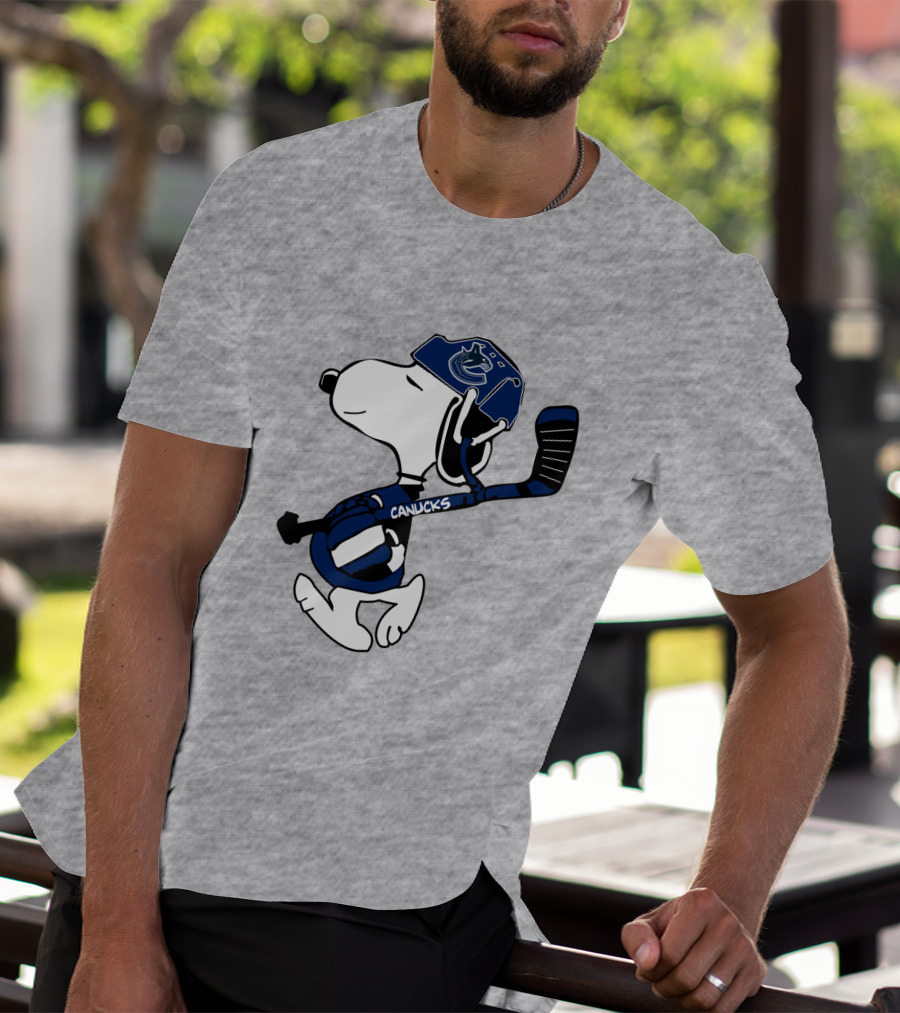 Vancouver Canucks Snoopy Hockey Player T-Shirt