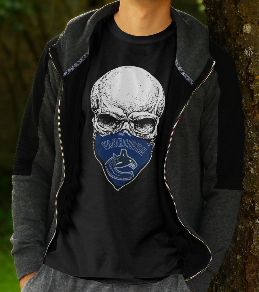 Vancouver Canucks Skull Hockey Team Fan Mask T-Shirt
