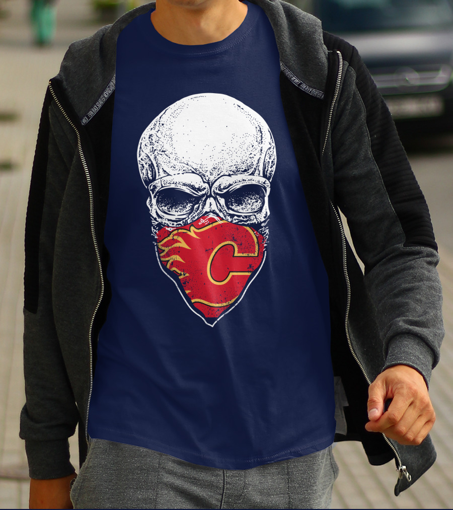 Skull With Calgary Flames Logo Facemask T-Shirt