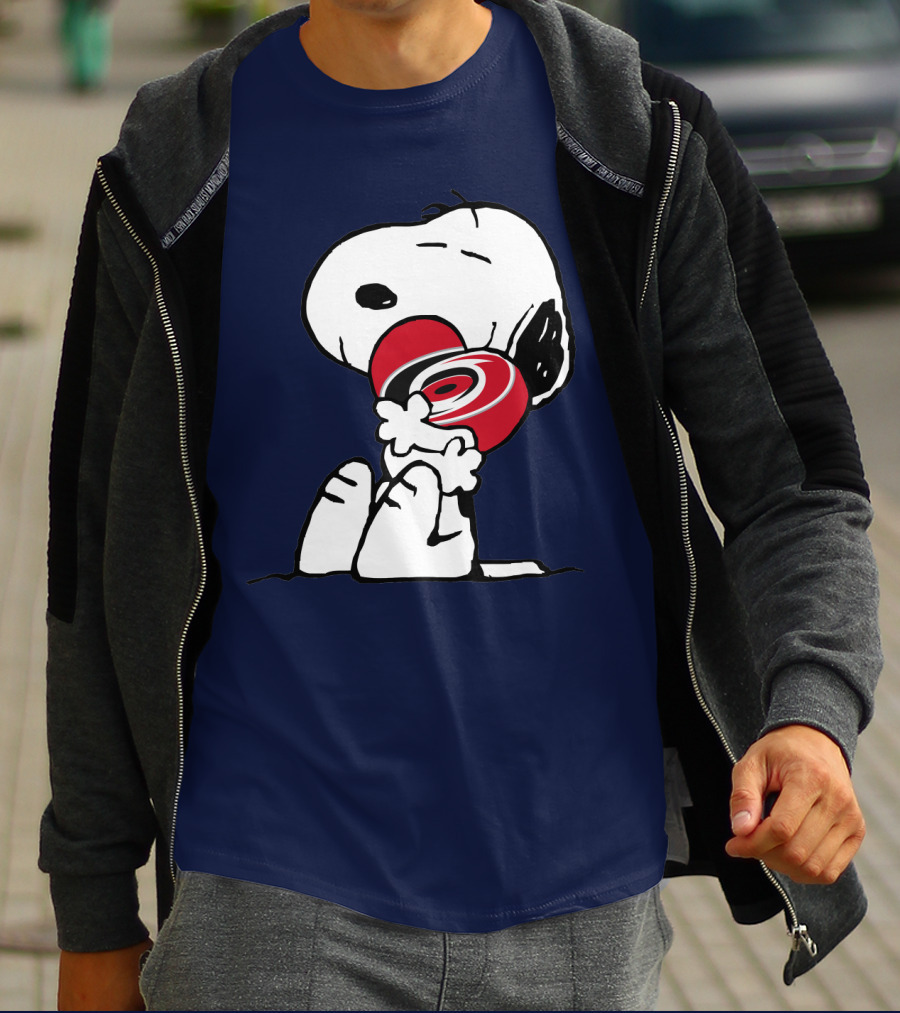 Snoopy Hugging Carolina Hurricanes Hockey Team T-Shirt