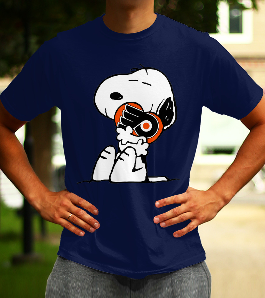 Snoopy Holding Philadelphia Flyers T-Shirt