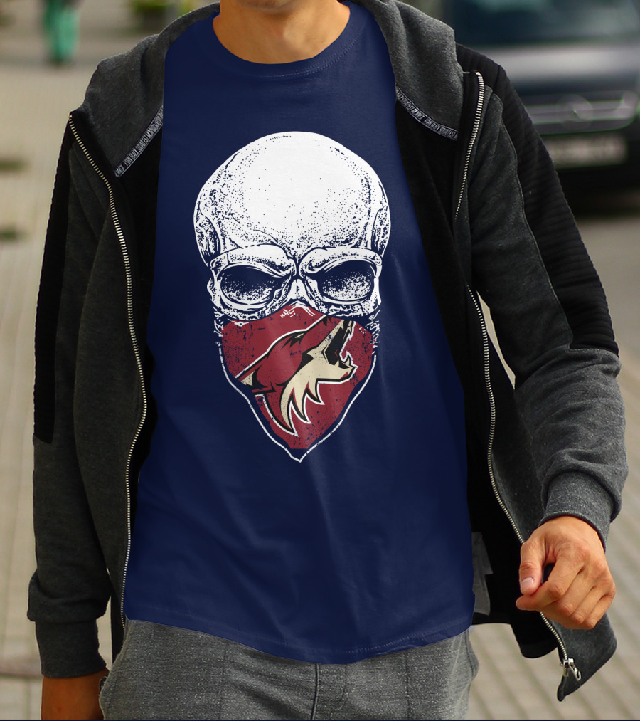 Arizona Coyotes Skull Logo With Coyote Mask T-Shirt