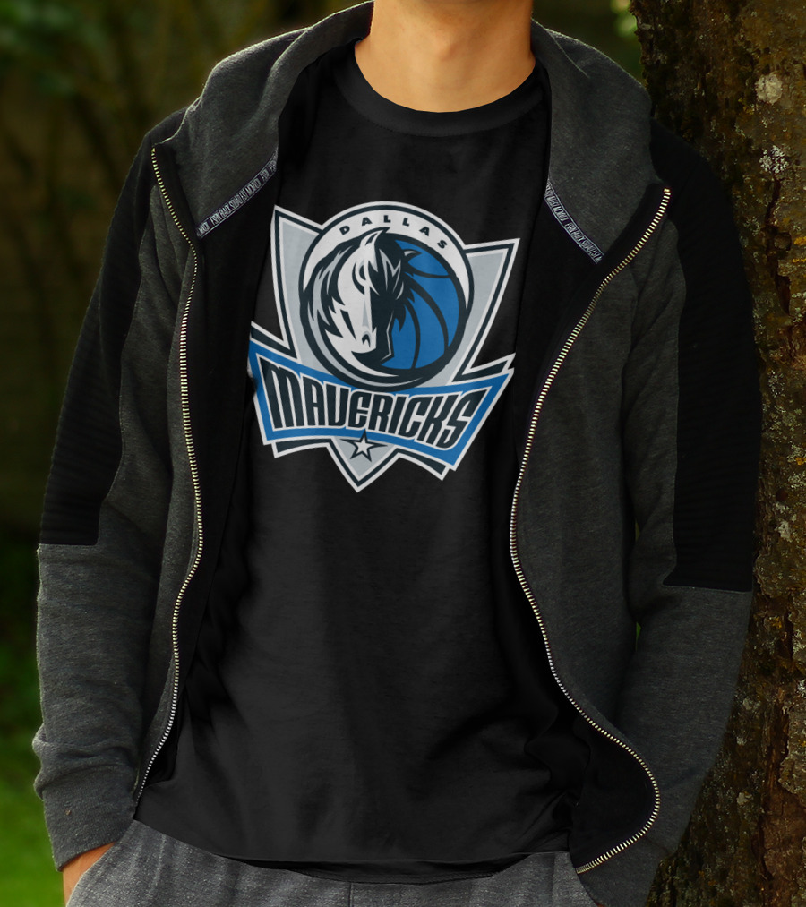 Dallas Mavericks Basketball Team T-Shirt