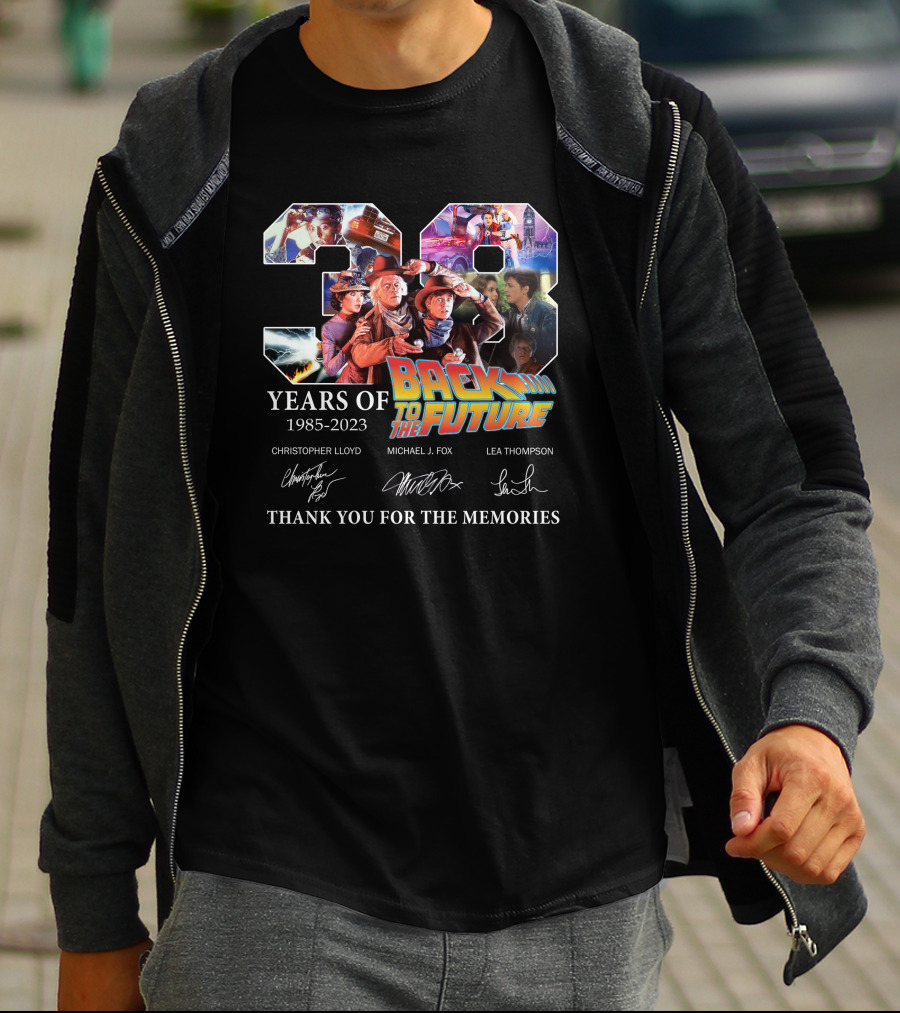 30 Back To The Future T-Shirt