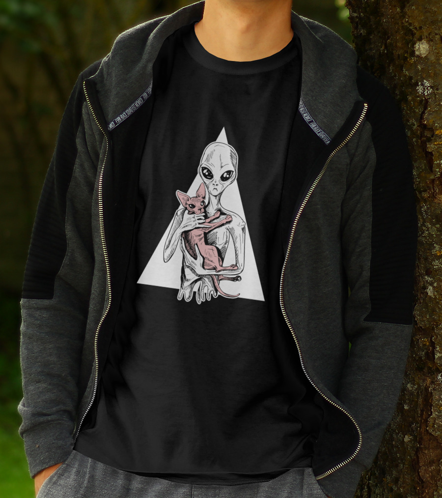 Alien And Sphynx Cat With Triangle Backdrop 1156960 T-Shirt