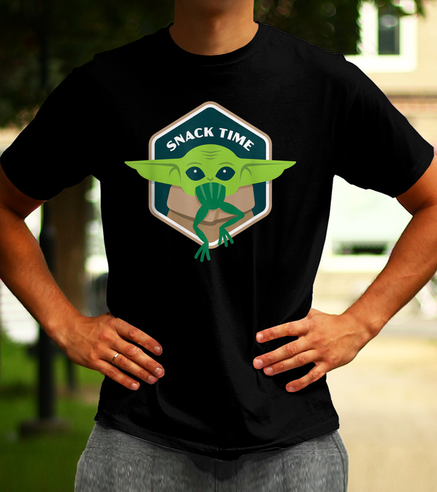 Star Wars The Mandalorian Snack Time The Child Eating Frog T-Shirt