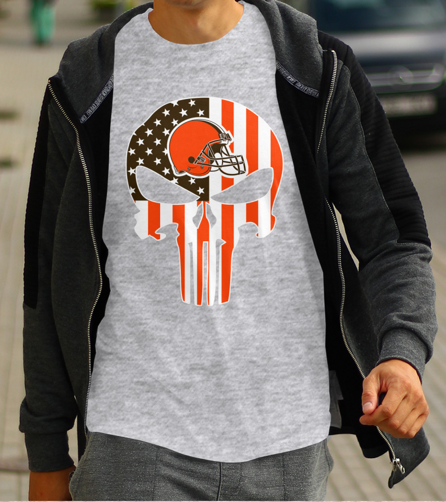 Browns American Flag Skull Helmet T-Shirt