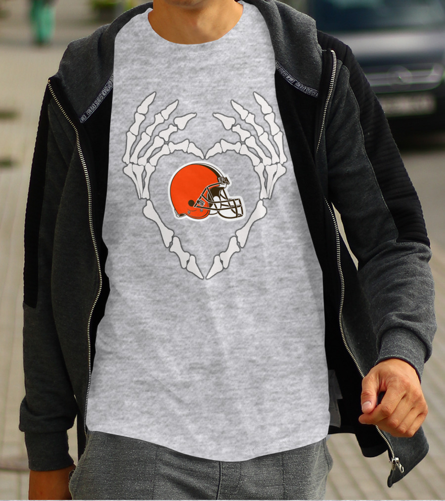 Cleveland Browns Helmet Skeleton Heart T-Shirt