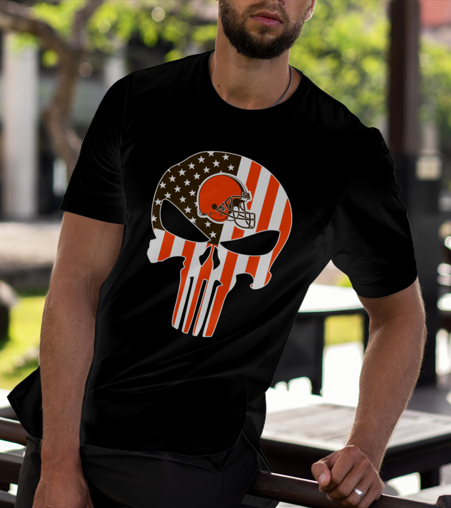 Cleveland Browns Skull American Flag Helmet T-Shirt