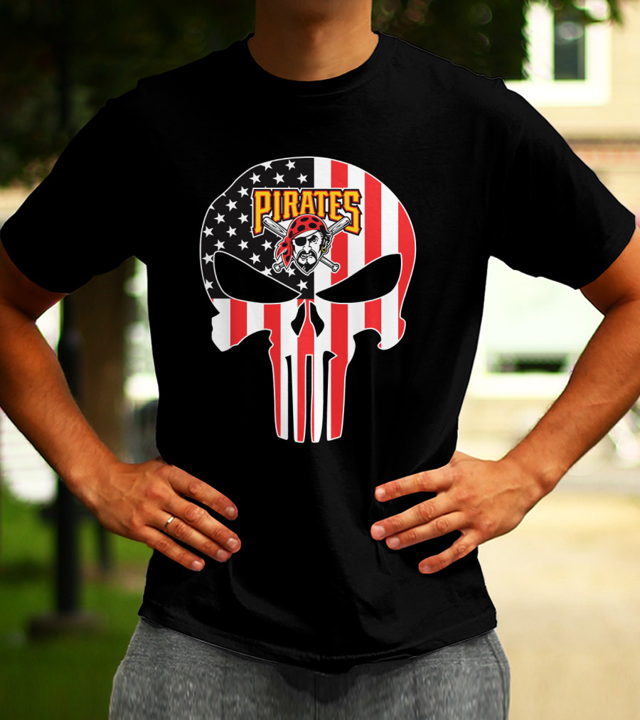 Pirates Skull American Flag T-Shirt