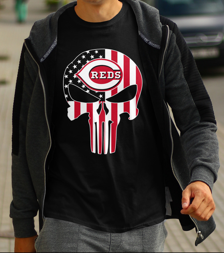 Cincinnati Reds American Flag Skull T-Shirt