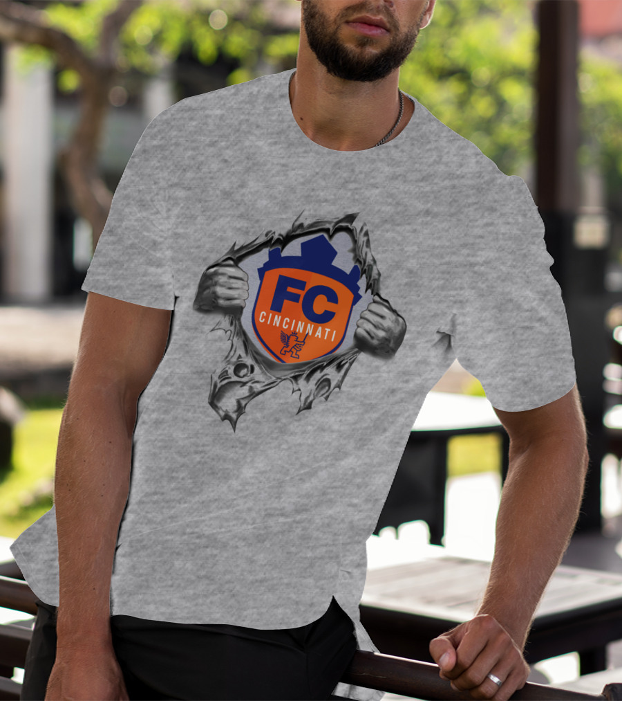Fc Cincinnati Shield With Tearing Hands Motif T-Shirt