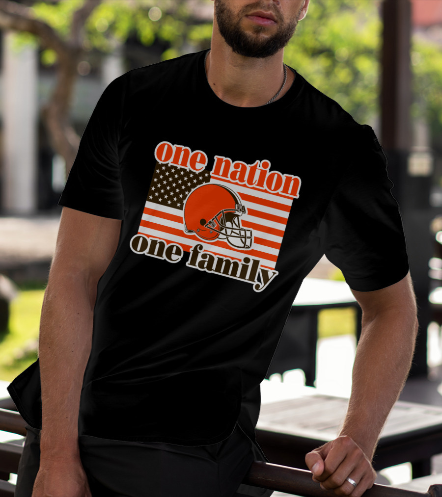 One Nation One Family Cleveland Browns Helmet Flag T-Shirt