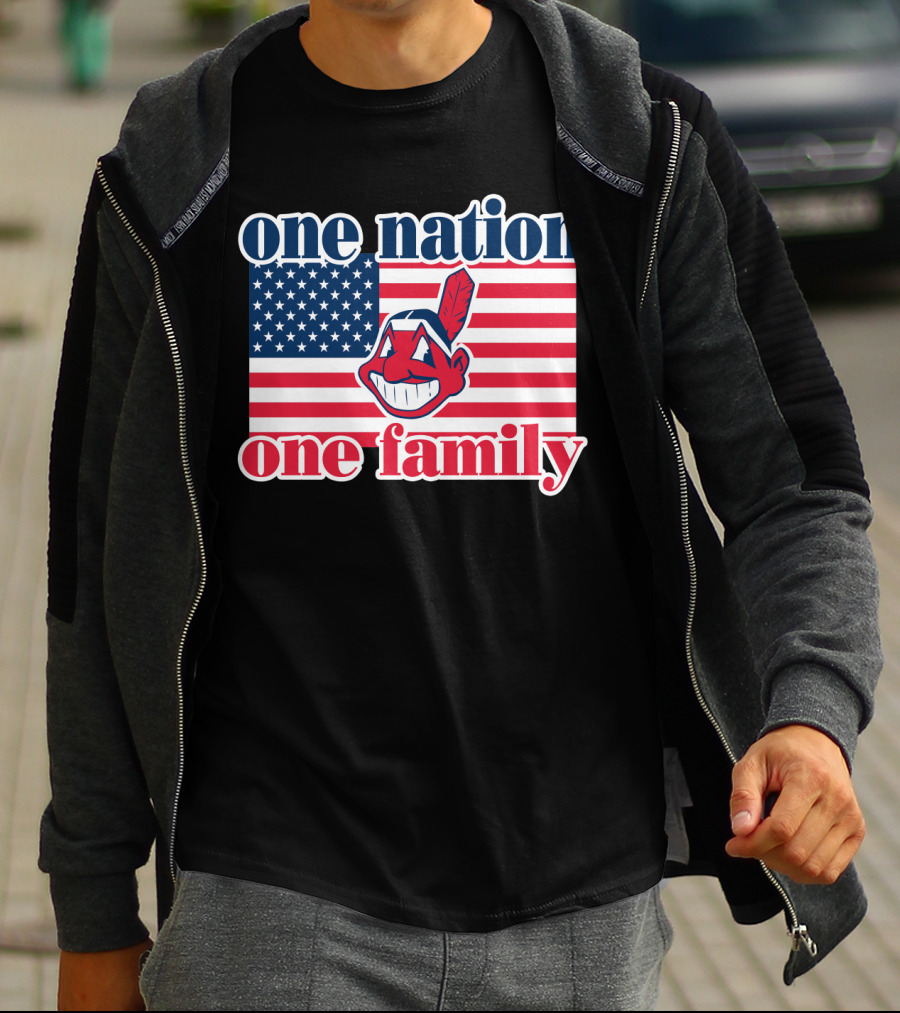 One Nation One Family 54 Cleveland Indians American Flag T-Shirt