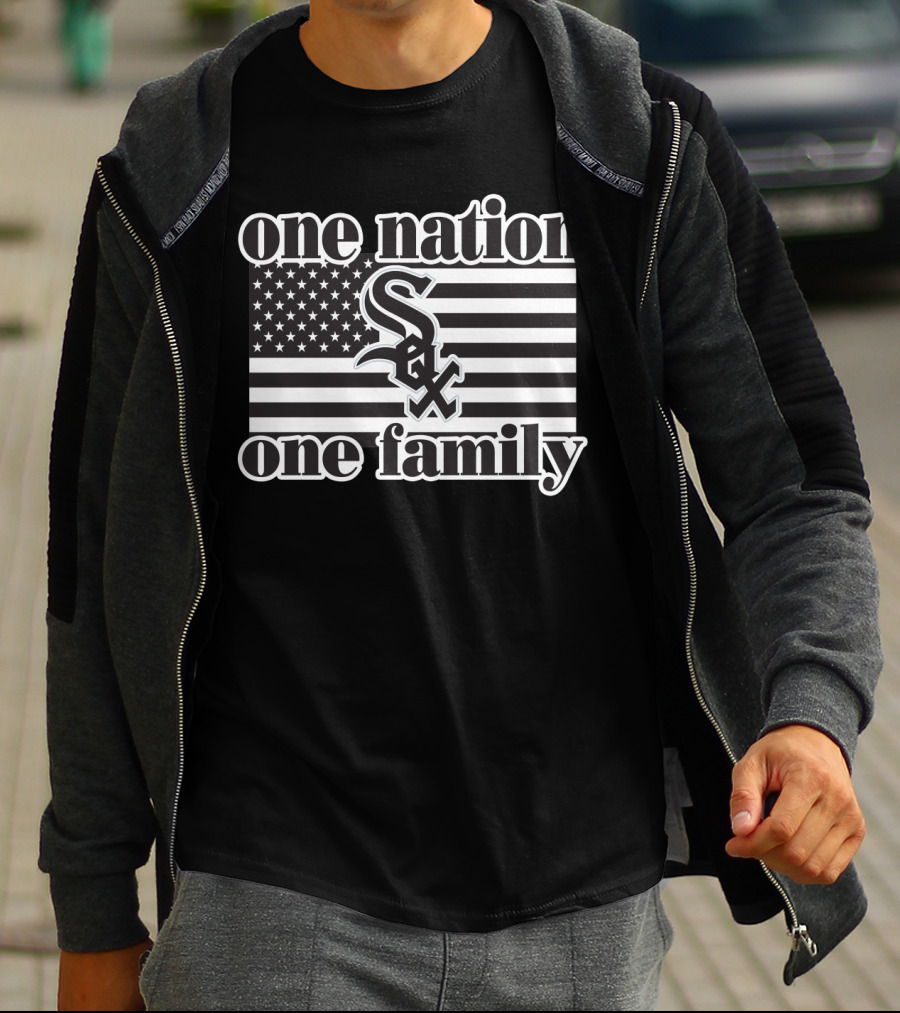 One Nation One Family Chicago White Sox American Flag Vintage Style T-Shirt